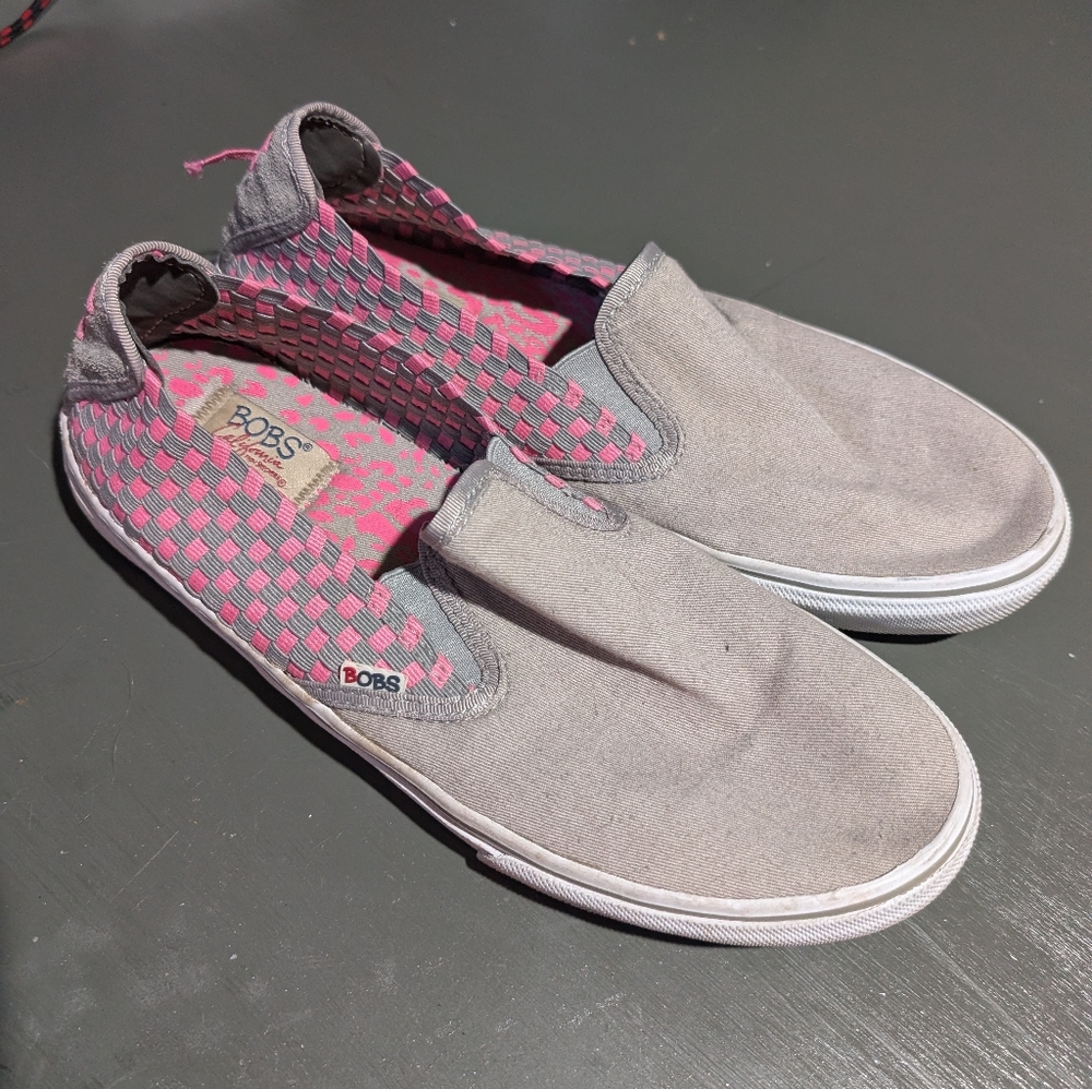 BOBS California By Skechers Memory Foam Gray and Pink Woven Slip-Ons Size 11